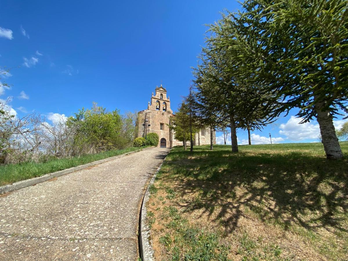 Albergue El Camino De Santovenia Сантовения-де-Ока Экстерьер фото